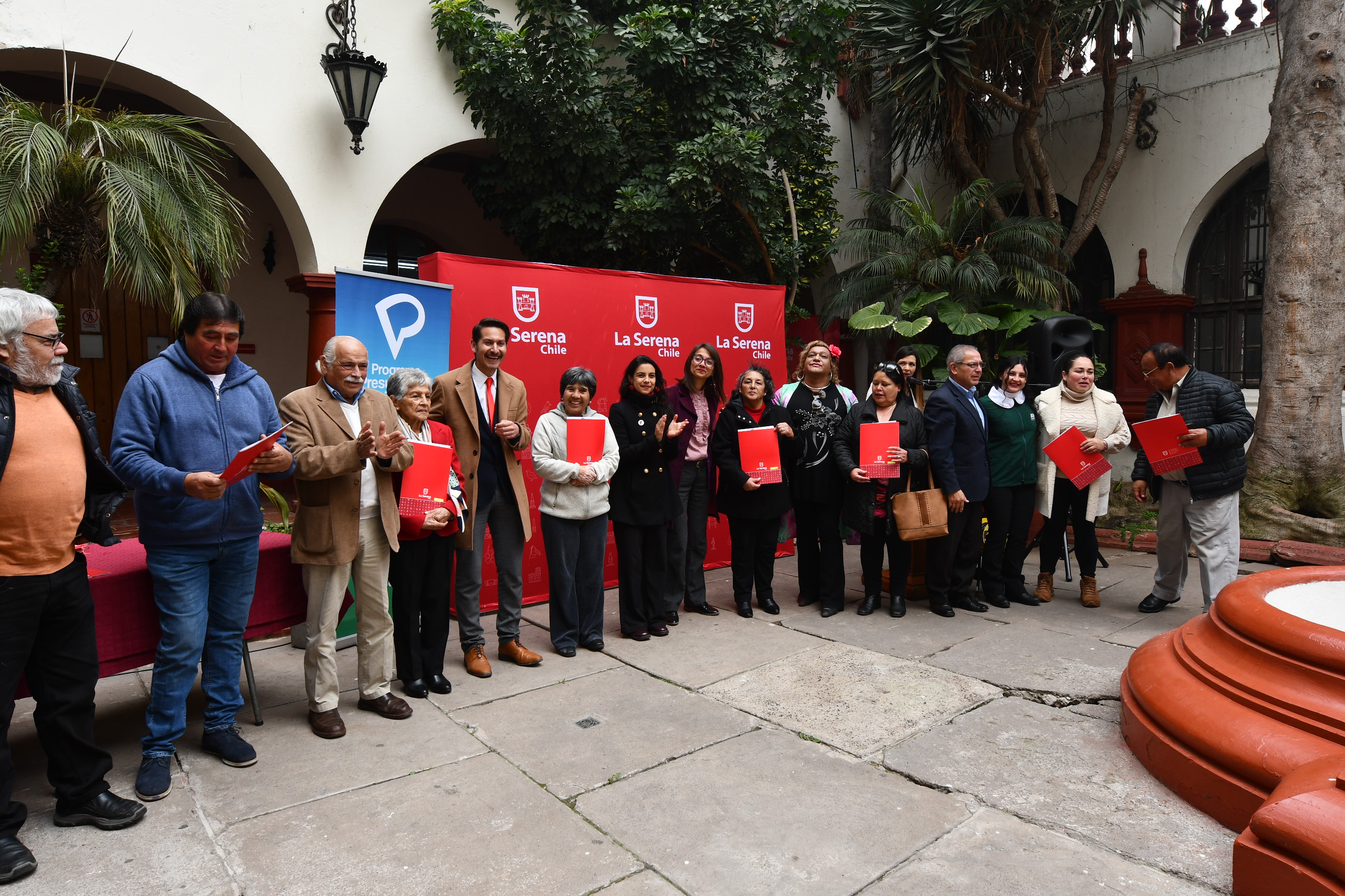 Entregan 140 millones de pesos a vecinos de La Serena del programa Presupuesto Participativo